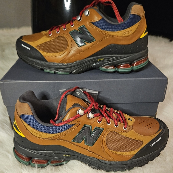 NEW BALANCE 2002R ' WONDERLAND HIKING PACK'